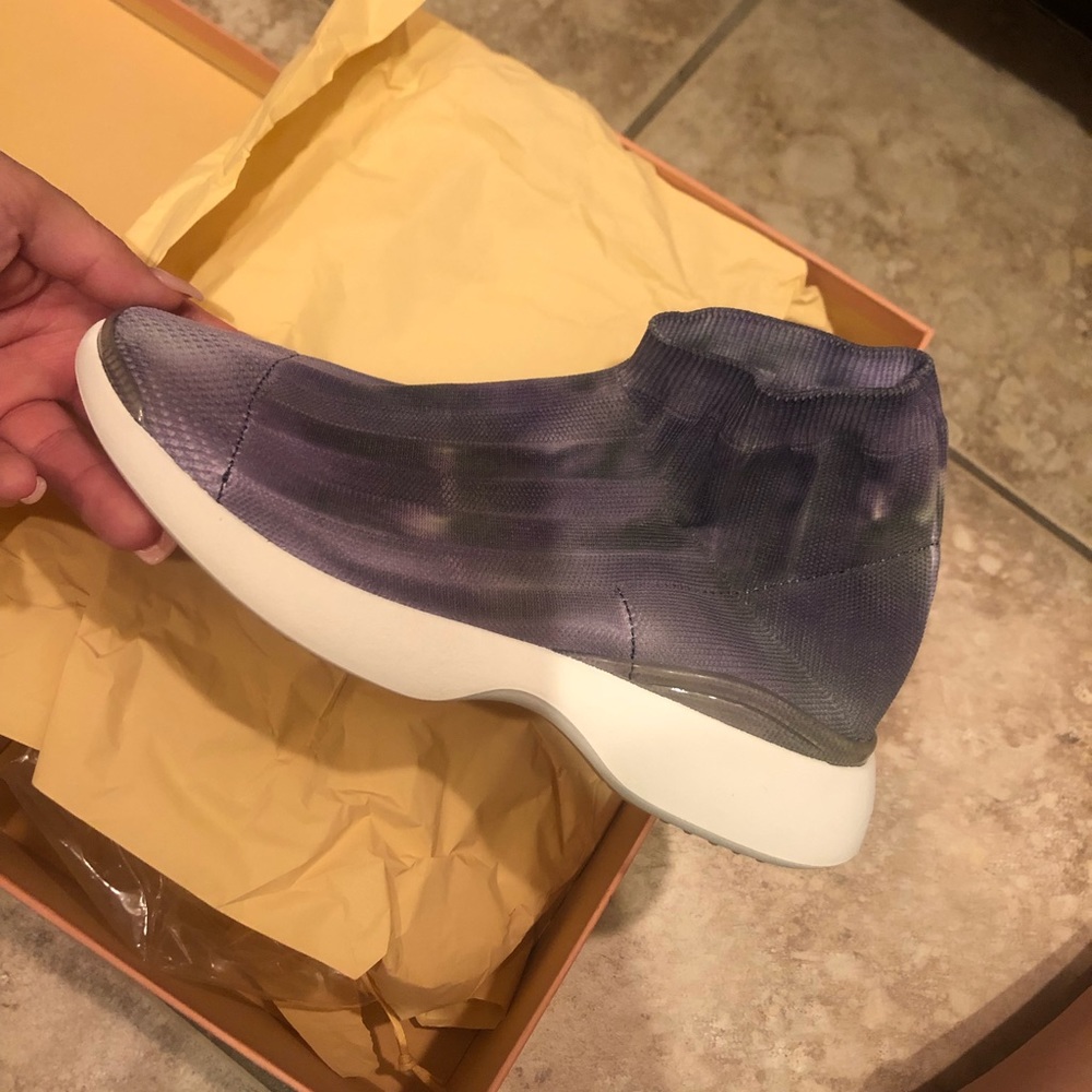 Acne Studios Batilda light grey knit sneakers